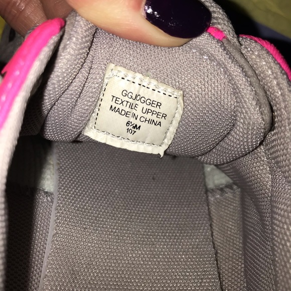 G by Guess pink & grey snakeskin sneakers - Picture 6 of 6